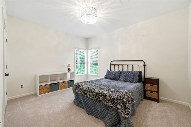 1085 Waterbury Close, Powder Springs, GA 30127