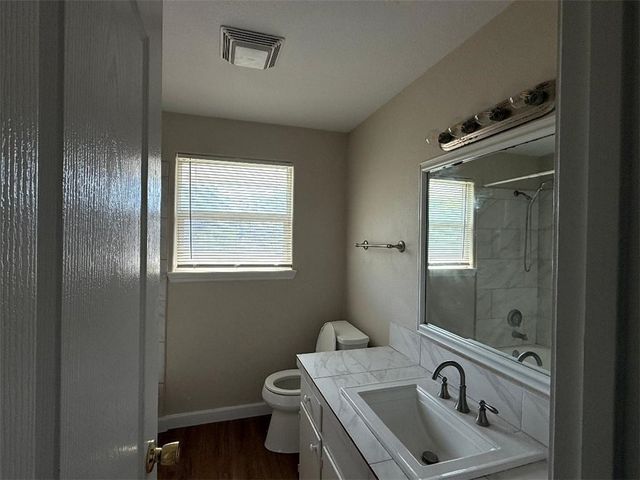 108 Park Pl, Portland, TX 78374