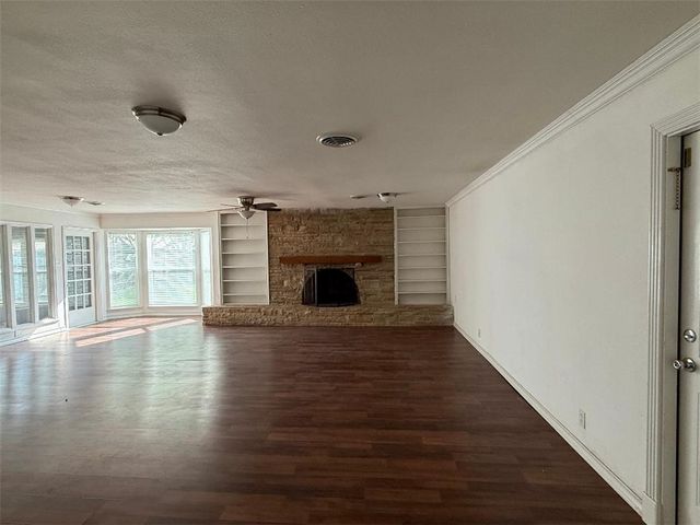 108 Park Pl, Portland, TX 78374