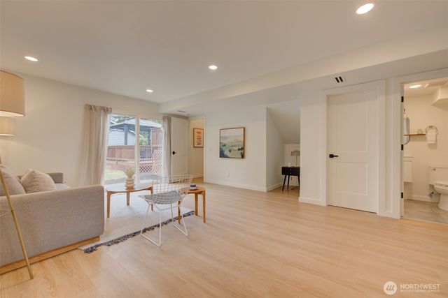 4303 NE 24th Street, Renton, WA 98059