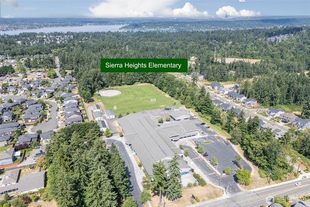 4303 NE 24th Street, Renton, WA 98059