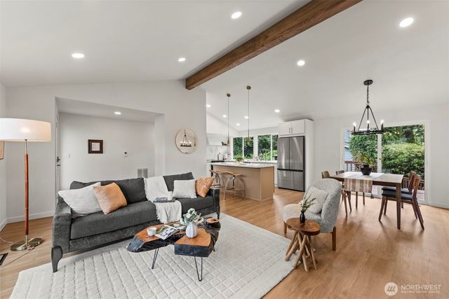 4303 NE 24th Street, Renton, WA 98059