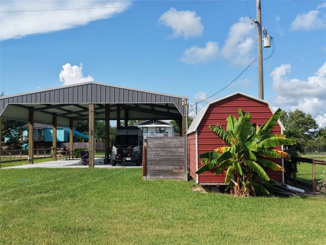 1056 Melody Lane, Crystal Beach, TX 77650