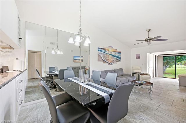 2041 Pine Isle LN 2041, Naples, FL 34112