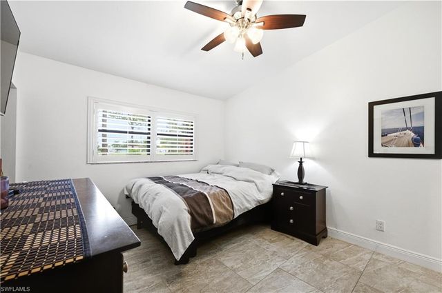 2041 Pine Isle LN 2041, Naples, FL 34112