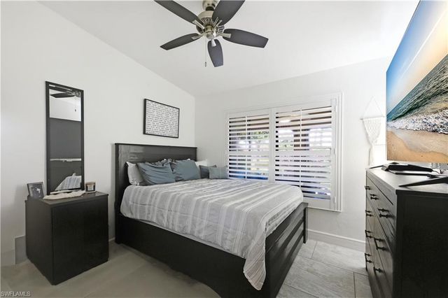 2041 Pine Isle LN 2041, Naples, FL 34112