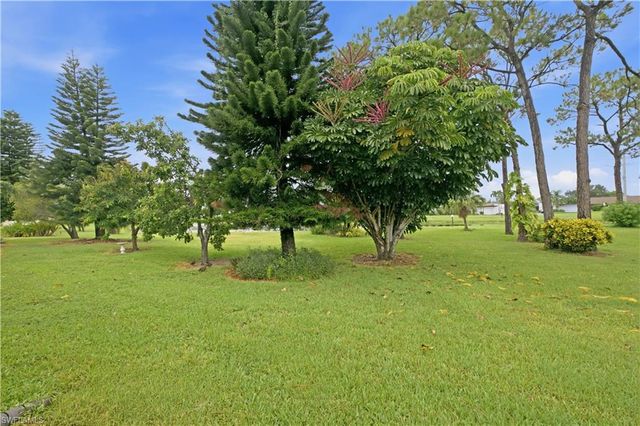 2041 Pine Isle LN 2041, Naples, FL 34112