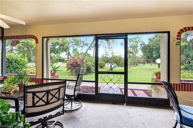 2041 Pine Isle LN 2041, Naples, FL 34112