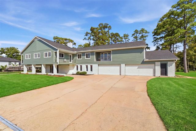 219 Page Lane, Huffman, TX 77336