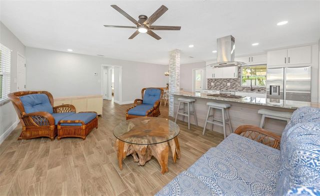 1010 EMERSON DRIVE, Dunedin, FL 34698