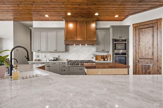 4989 E Sawmill Way, Boise, ID 83716