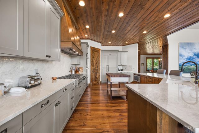 4989 E Sawmill Way, Boise, ID 83716