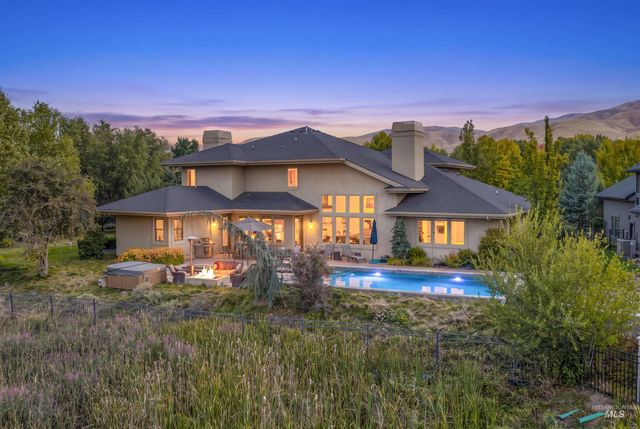 4989 E Sawmill Way, Boise, ID 83716