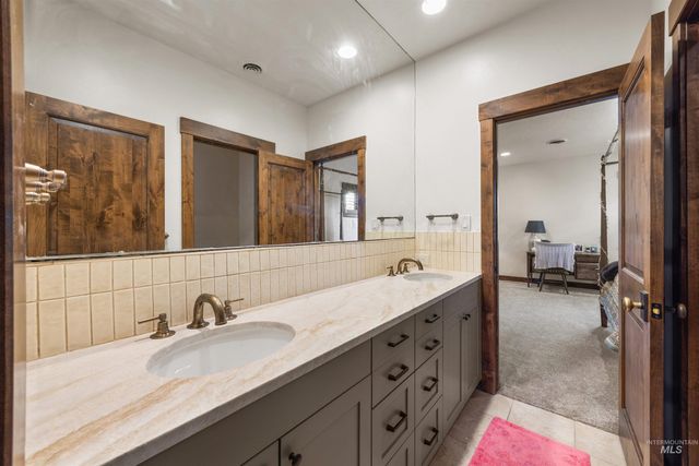 4989 E Sawmill Way, Boise, ID 83716