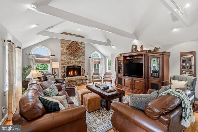 53 BRENNAN DR, Bryn Mawr, PA 19010