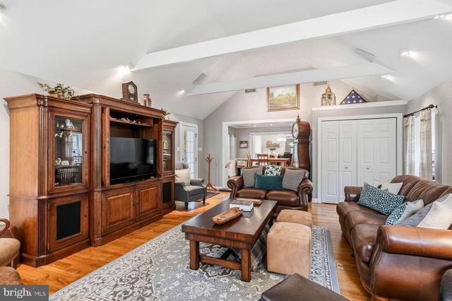53 BRENNAN DR, Bryn Mawr, PA 19010