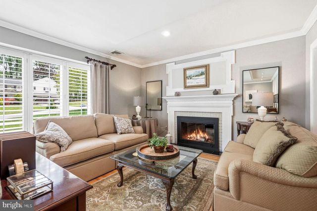 53 BRENNAN DR, Bryn Mawr, PA 19010