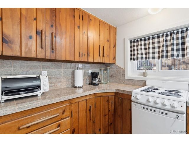 1414 Cheyenne Blvd, Colorado Springs, CO 80906