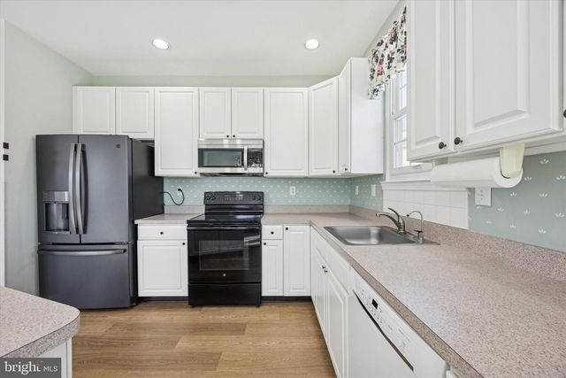 529 FOX DEN CT, Glen Mills, PA 19342