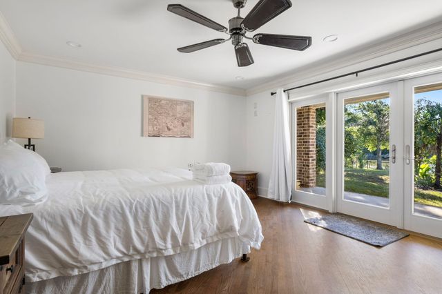 1315 S Edgewater Drive, Charleston, SC 29407