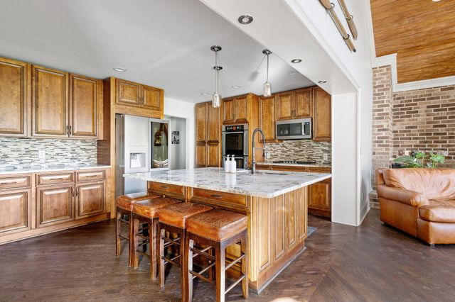 1315 S Edgewater Drive, Charleston, SC 29407