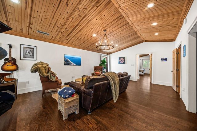 1315 S Edgewater Drive, Charleston, SC 29407