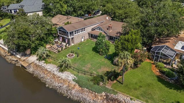 1315 S Edgewater Drive, Charleston, SC 29407
