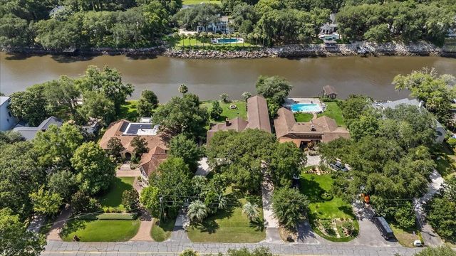 1315 S Edgewater Drive, Charleston, SC 29407