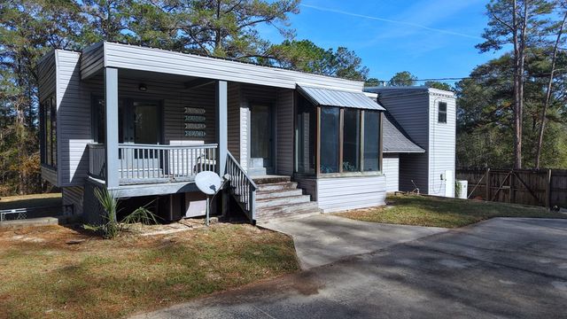 403 Lakeland Hills Drive, Ozark, AL 36360