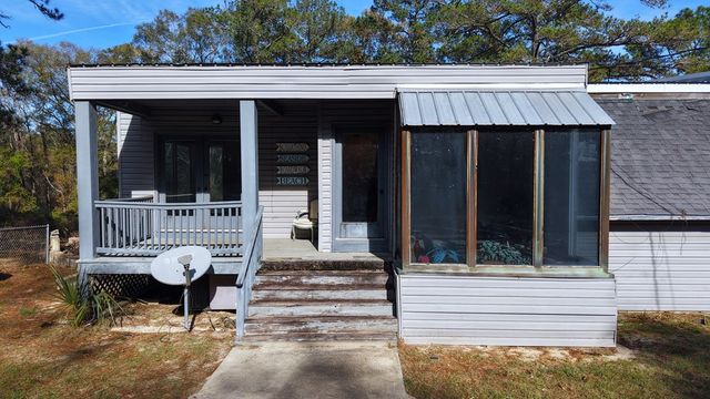 403 Lakeland Hills Drive, Ozark, AL 36360