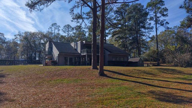 403 Lakeland Hills Drive, Ozark, AL 36360