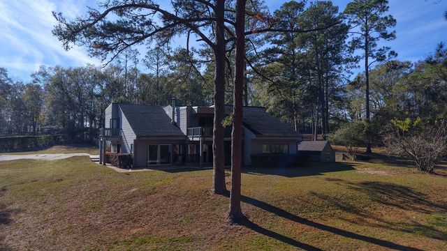 403 Lakeland Hills Drive, Ozark, AL 36360