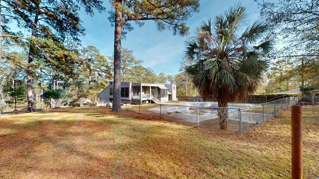 403 Lakeland Hills Drive, Ozark, AL 36360