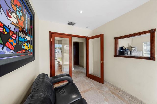 4201 SW 11th Street, Miami, FL 33134