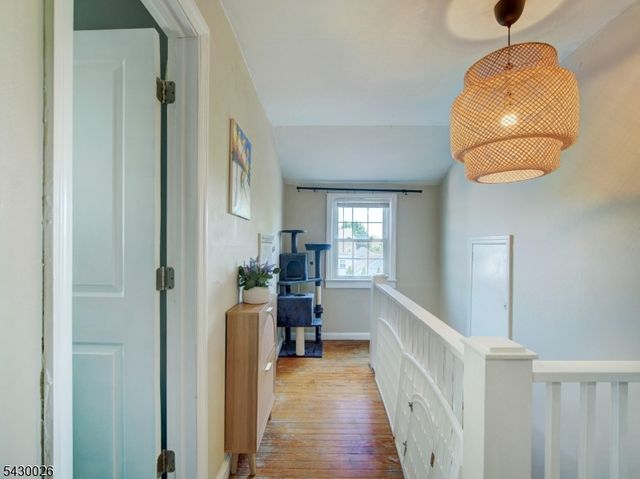 610 Laurita St, Linden City, NJ 07036