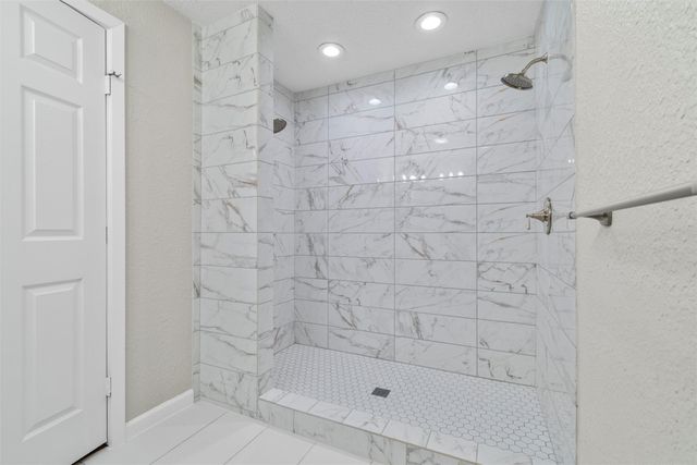 2336 Glencrest Drive, Fort Worth, TX 76119