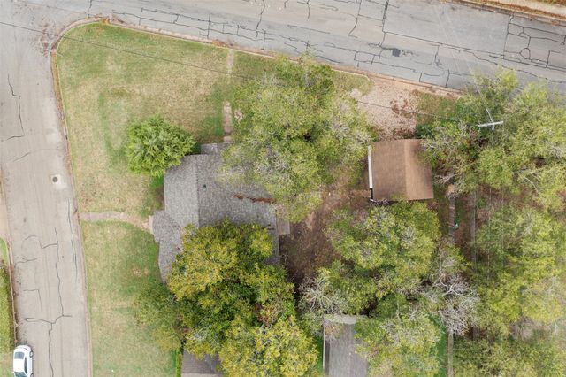 2336 Glencrest Drive, Fort Worth, TX 76119