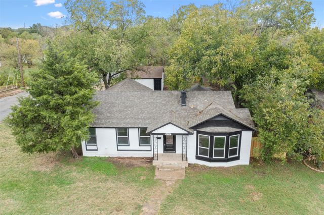 2336 Glencrest Drive, Fort Worth, TX 76119