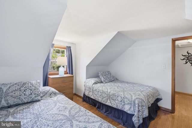 5686 S MAIN ST, Rock Hall, MD 21661