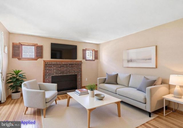 5686 S MAIN ST, Rock Hall, MD 21661
