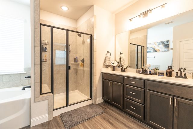 532 E 2nd Street, Irving, TX 75060