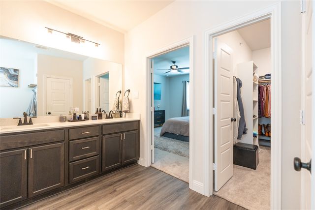 532 E 2nd Street, Irving, TX 75060
