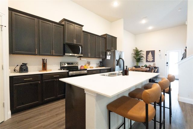 532 E 2nd Street, Irving, TX 75060