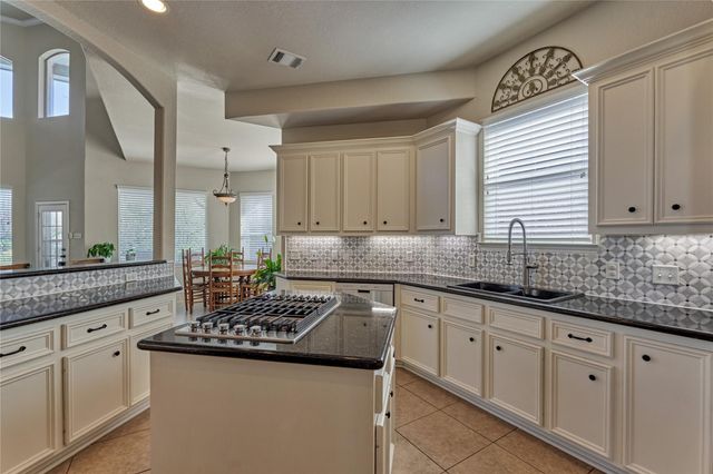 237 Blue Heron Drive, Montgomery, TX 77316