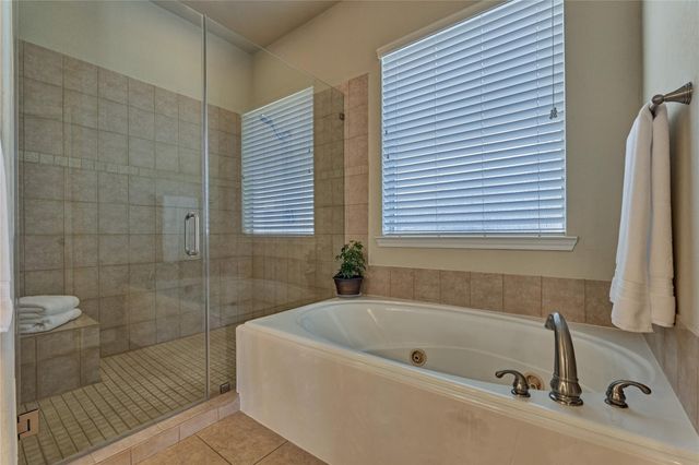 237 Blue Heron Drive, Montgomery, TX 77316