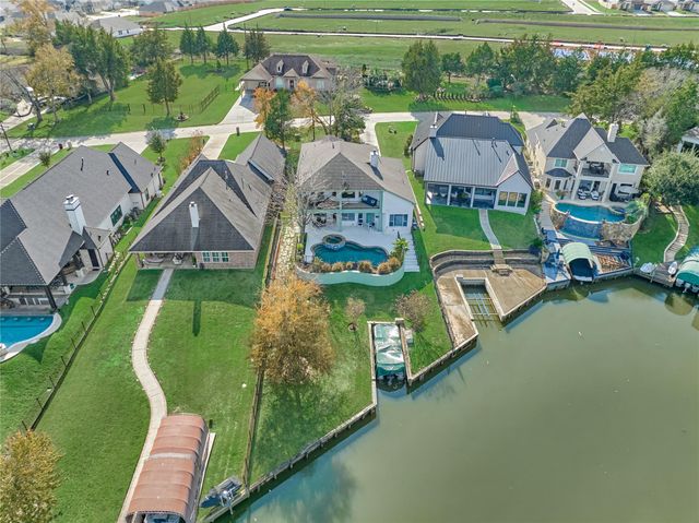 237 Blue Heron Drive, Montgomery, TX 77316