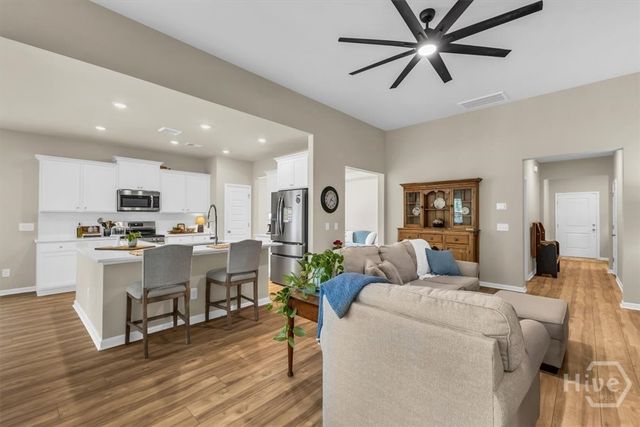 17 Tar Creek Road, Savannah, GA 31419