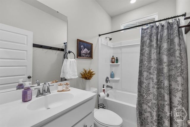 17 Tar Creek Road, Savannah, GA 31419