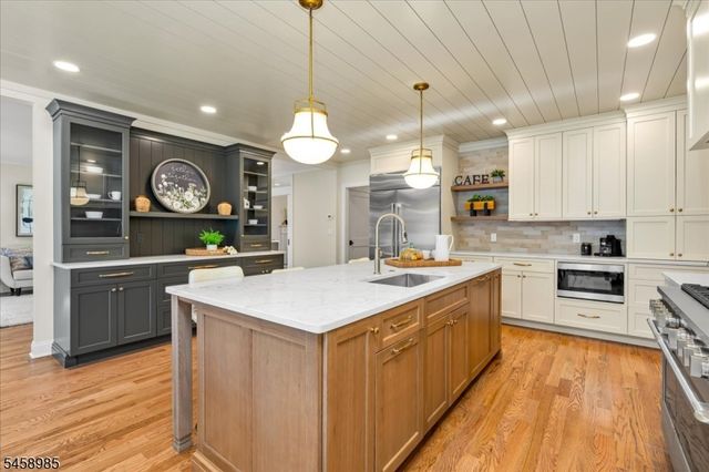 111 Makatom Drive, Cranford Twp., NJ 07016