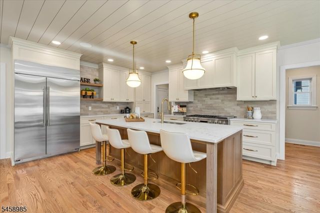 111 Makatom Drive, Cranford Twp., NJ 07016